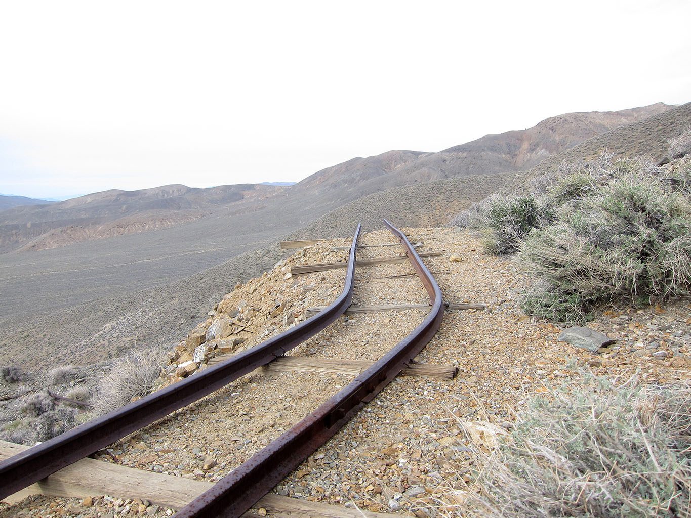 2014-06-IMG-1364-railroad-to-nowhere