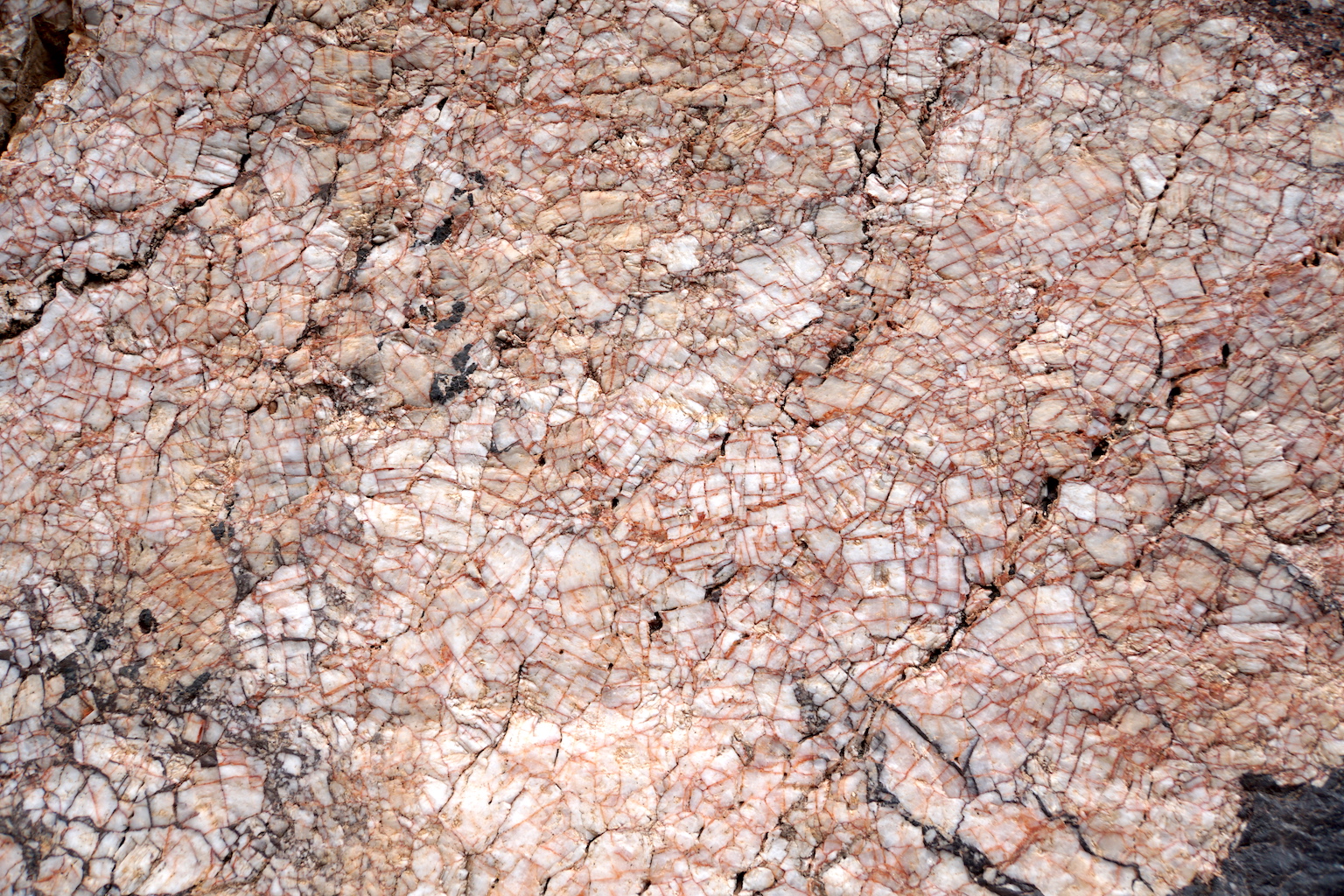 cracked-calcite